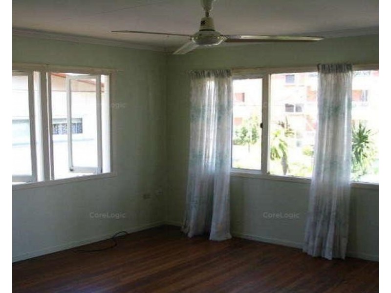 13 Parr Street, Biggera Waters QLD 4216