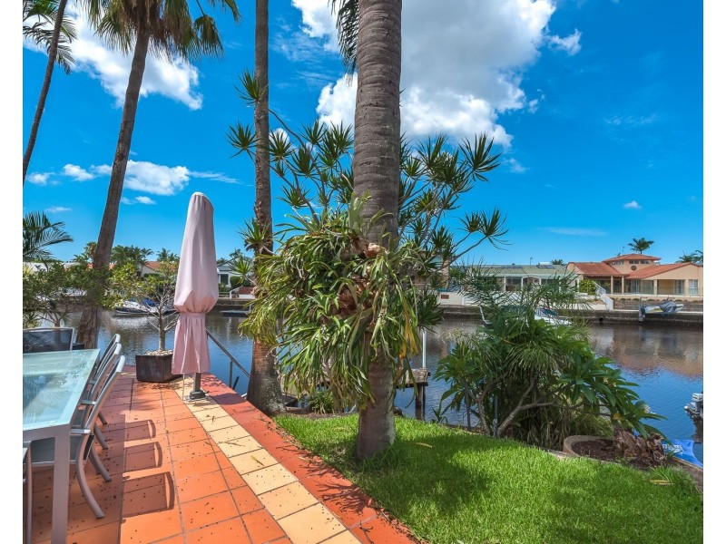 440 Oxley Drive, Runaway Bay QLD 4216