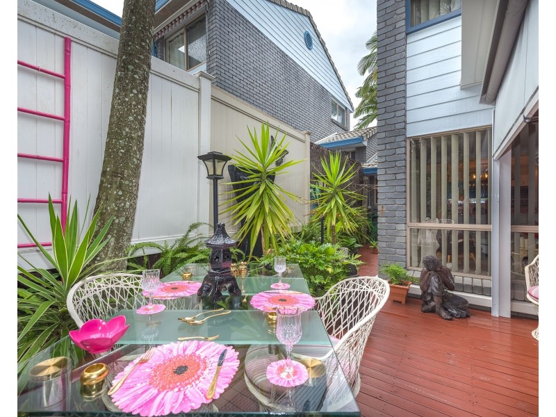 42/601 Pine Ridge Road, Biggera Waters QLD 4216