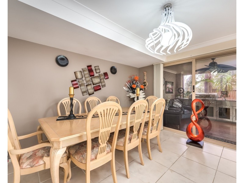 42/601 Pine Ridge Road, Biggera Waters QLD 4216