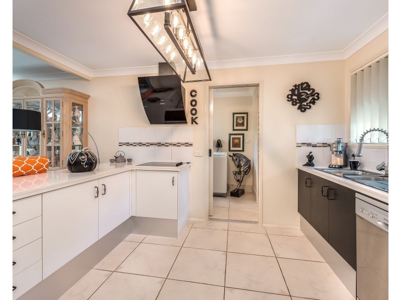 42/601 Pine Ridge Road, Biggera Waters QLD 4216