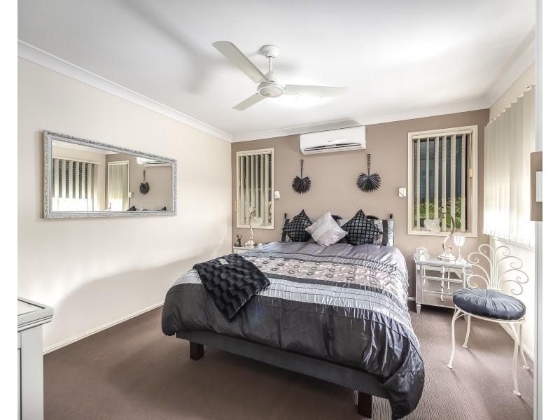 42/601 Pine Ridge Road, Biggera Waters QLD 4216