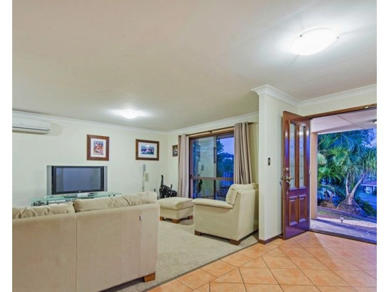 31 Nandi Terrace, Pacific Pines QLD 4211
