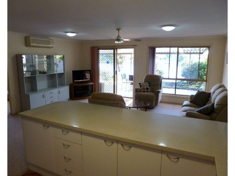 2/31 Kangaroo Avenue, Coombabah QLD 4216