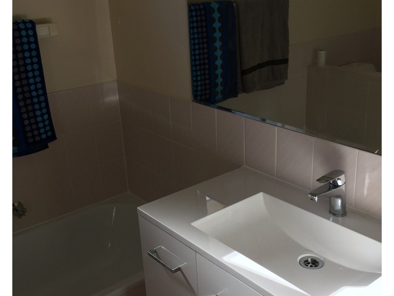 2/31 Kangaroo Avenue, Coombabah QLD 4216