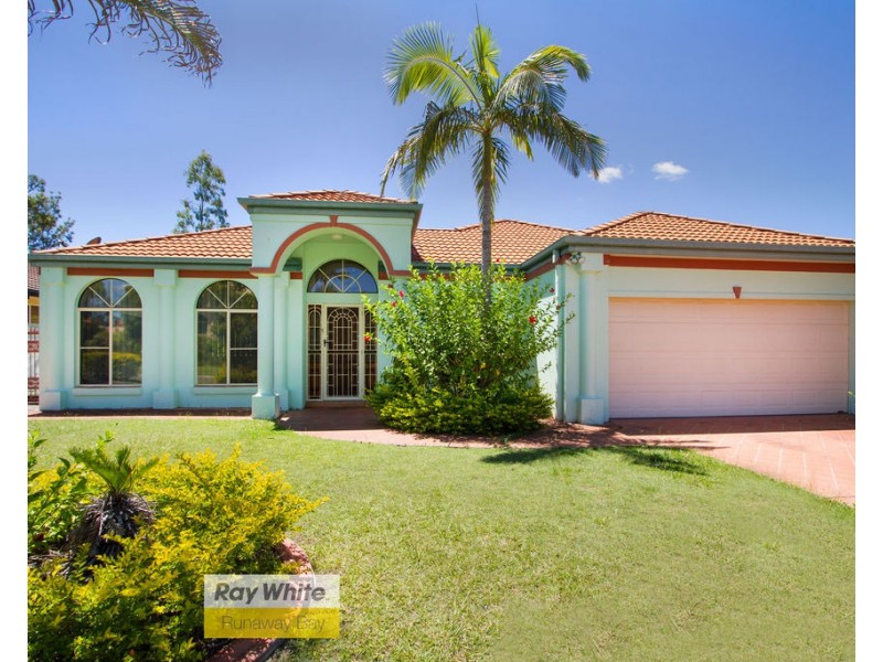 6 Herington Close, Arundel QLD 4214