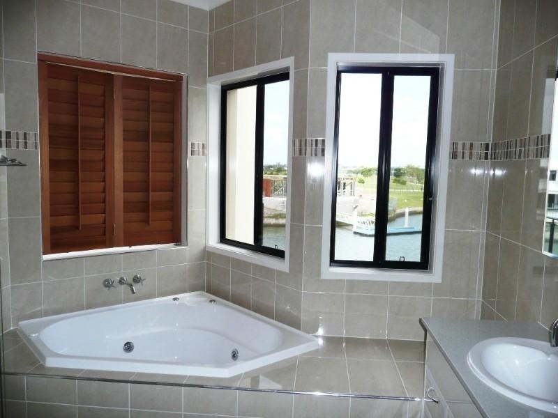 Biggera Waters QLD 4216