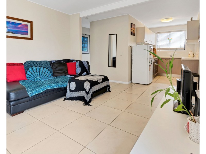 2/35 Brisbane Road, Biggera Waters QLD 4216