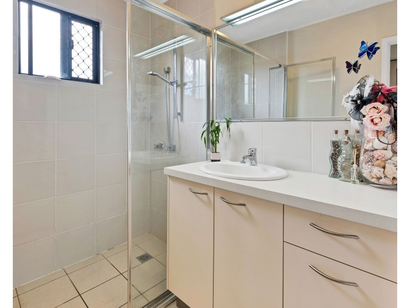 2/35 Brisbane Road, Biggera Waters QLD 4216