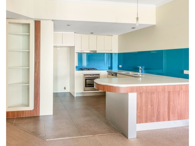 26/20-28 Bayview Street, Runaway Bay QLD 4216