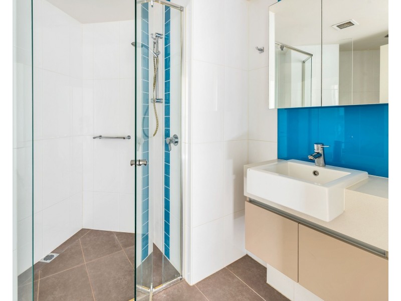 26/20-28 Bayview Street, Runaway Bay QLD 4216