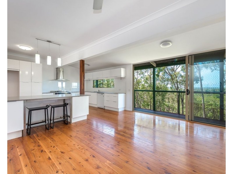 72 Tamworth Drive, Helensvale QLD 4212