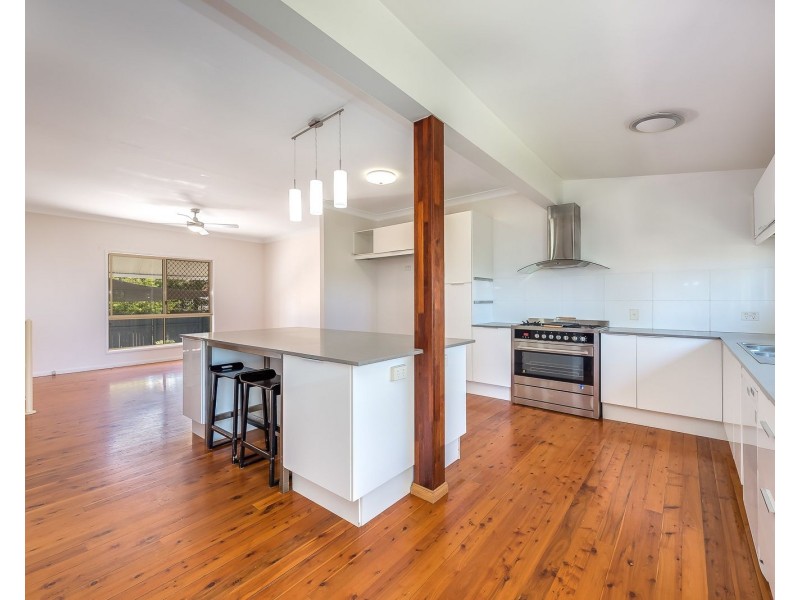 72 Tamworth Drive, Helensvale QLD 4212