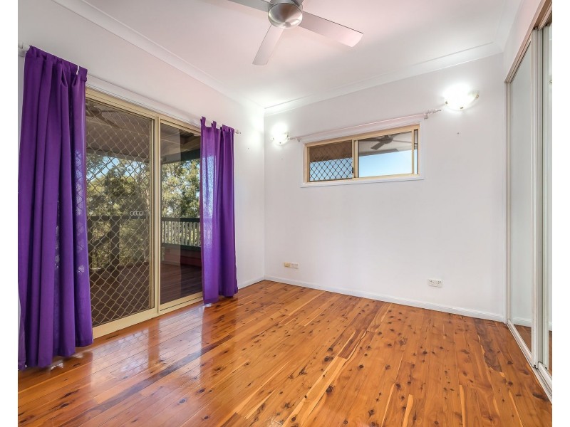 72 Tamworth Drive, Helensvale QLD 4212