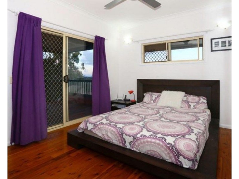 72 Tamworth Drive, Helensvale QLD 4212