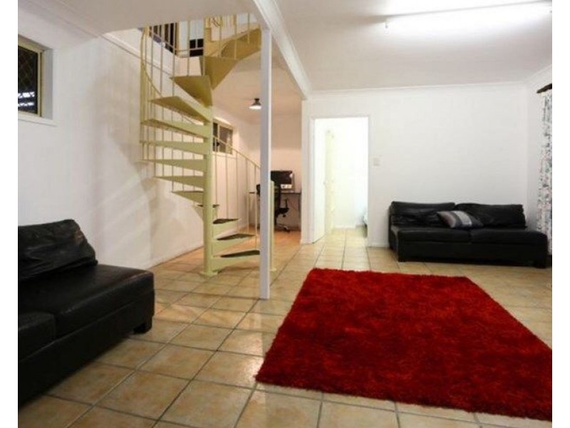 72 Tamworth Drive, Helensvale QLD 4212