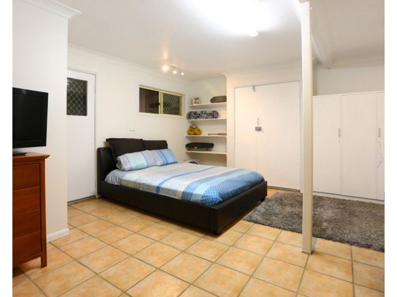 72 Tamworth Drive, Helensvale QLD 4212