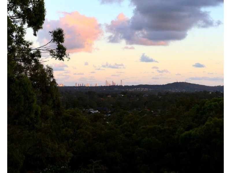 72 Tamworth Drive, Helensvale QLD 4212