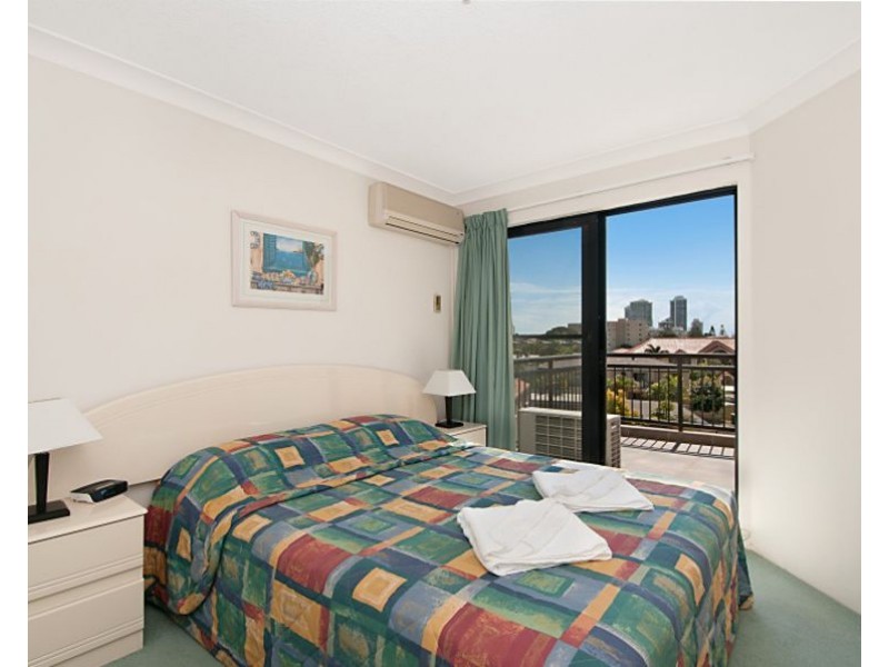 32/454 Marine Parade, Biggera Waters QLD 4216