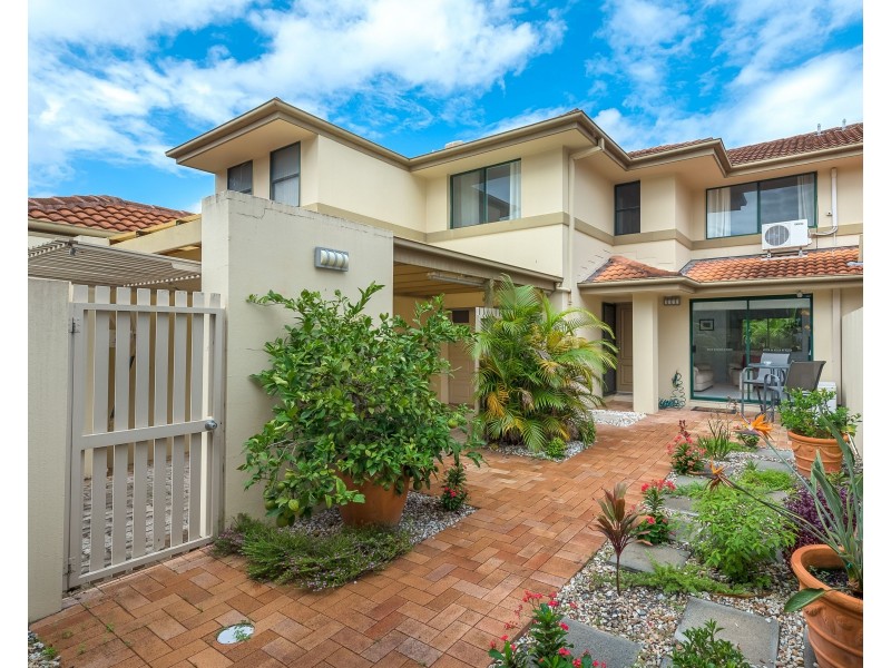 68/100 Morala Avenue, Runaway Bay QLD 4216