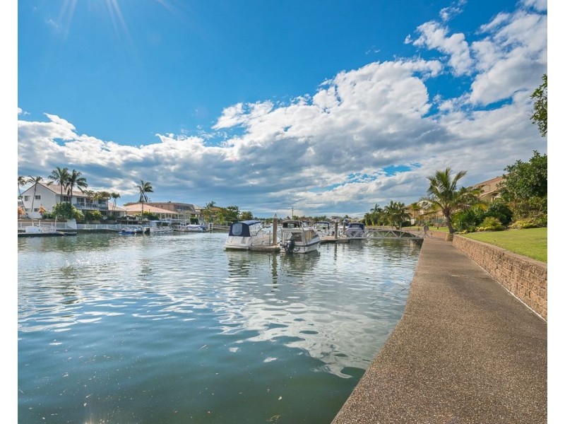 68/100 Morala Avenue, Runaway Bay QLD 4216