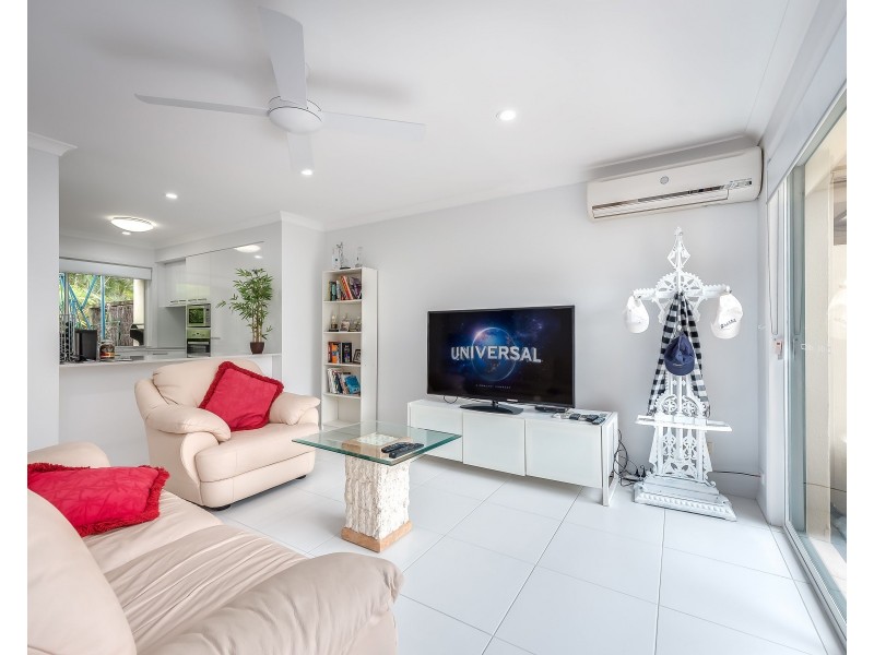 68/100 Morala Avenue, Runaway Bay QLD 4216