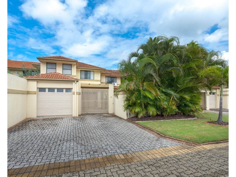 68/100 Morala Avenue, Runaway Bay QLD 4216