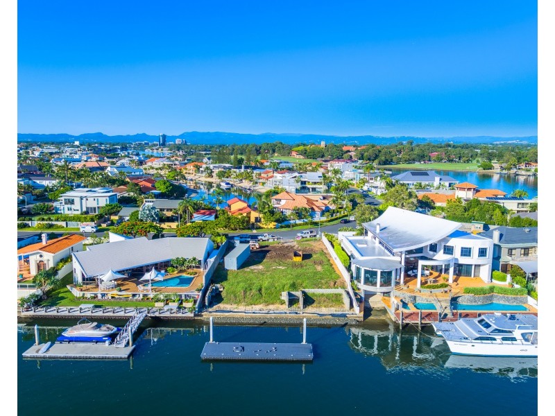 85 Commodore Drive, Surfers Paradise QLD 4217