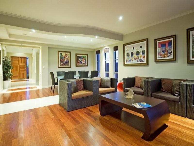 Paradise Point QLD 4216