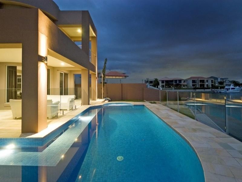 Paradise Point QLD 4216