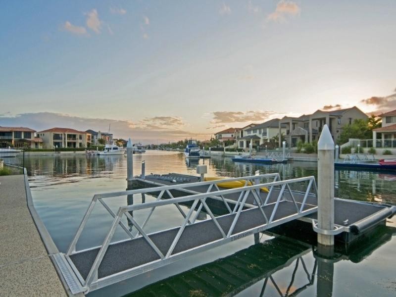 Paradise Point QLD 4216