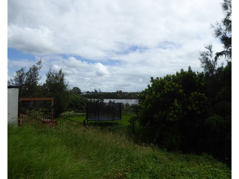 95 River Links Boulevard East, Helensvale QLD 4212