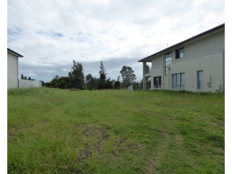 95 River Links Boulevard East, Helensvale QLD 4212