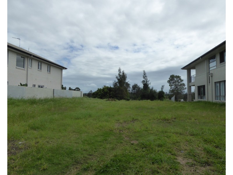 95 River Links Boulevard East, Helensvale QLD 4212