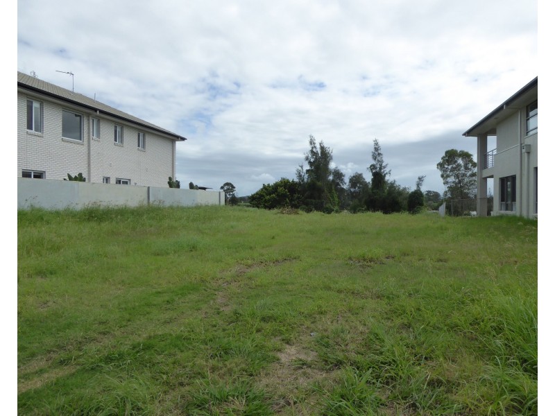 95 River Links Boulevard East, Helensvale QLD 4212