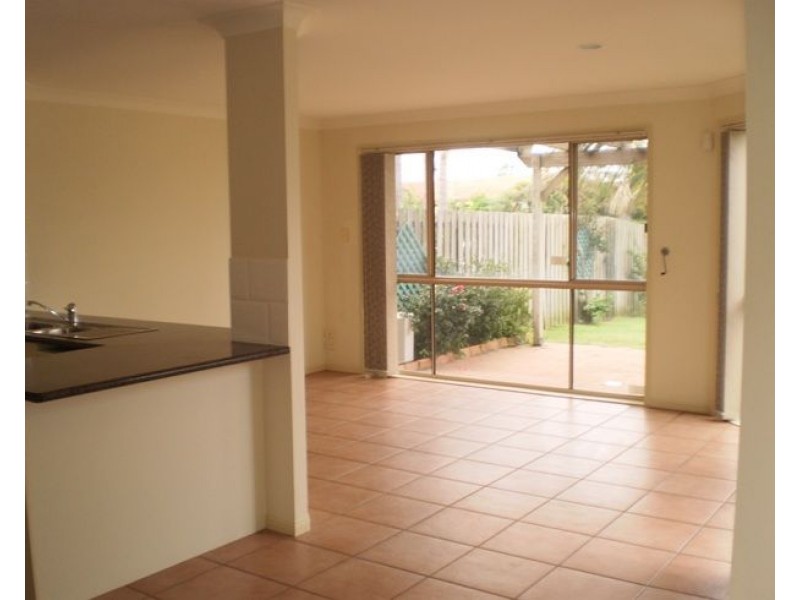 2/45 Markham Avenue, Runaway Bay QLD 4216