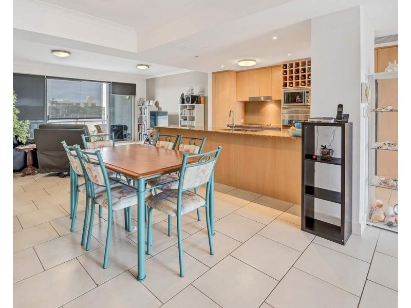 9/16-18 Canal Avenue, Runaway Bay QLD 4216