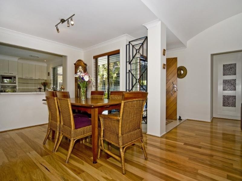 40 Cockleshell Court, Runaway Bay QLD 4216