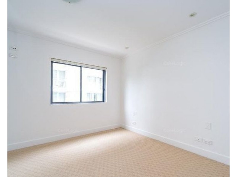 8/508 Marine Parade, Biggera Waters QLD 4216