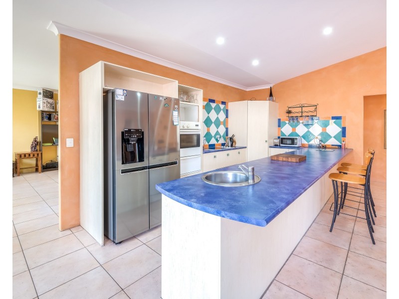 15 Lotus Avenue, Hollywell QLD 4216