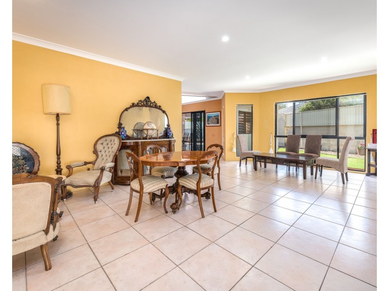 15 Lotus Avenue, Hollywell QLD 4216