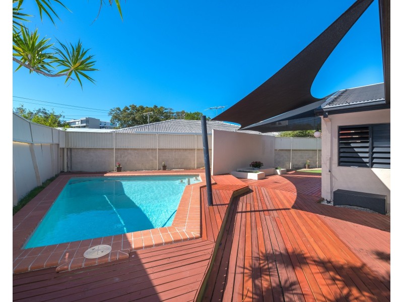 15 Lotus Avenue, Hollywell QLD 4216