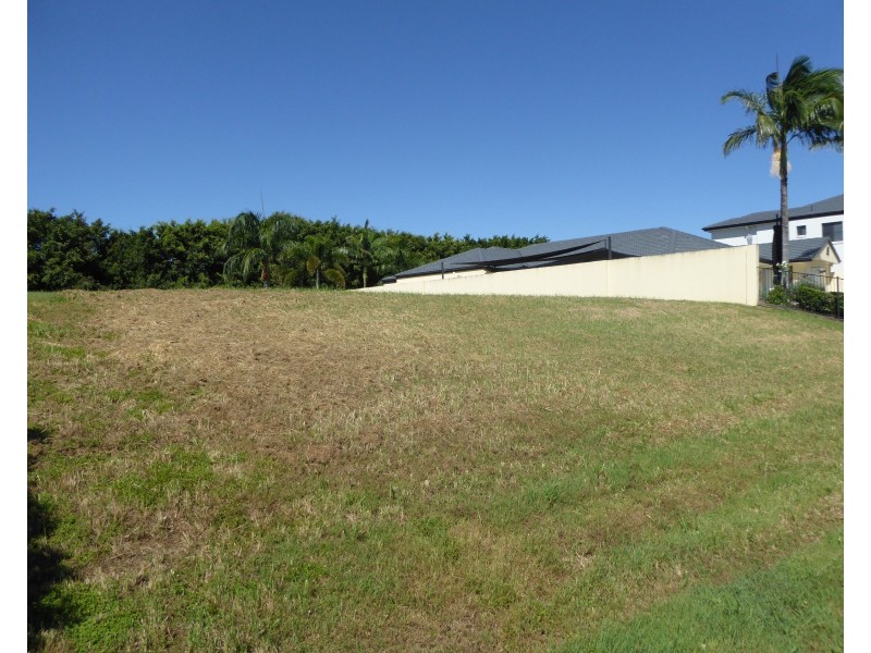 2106 Carlton Close, Hope Island QLD 4212