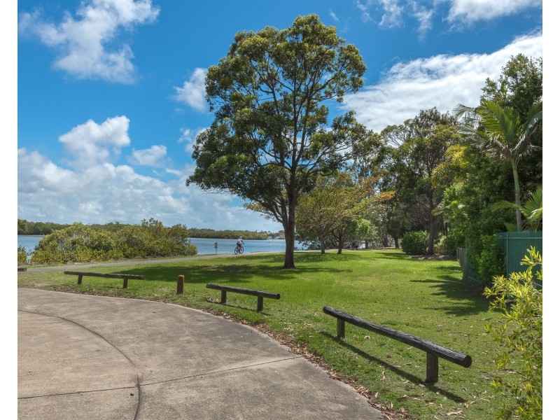 71/125 Hansford Road, Coombabah QLD 4216