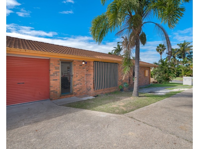 1/9 Possum Court, Coombabah QLD 4216