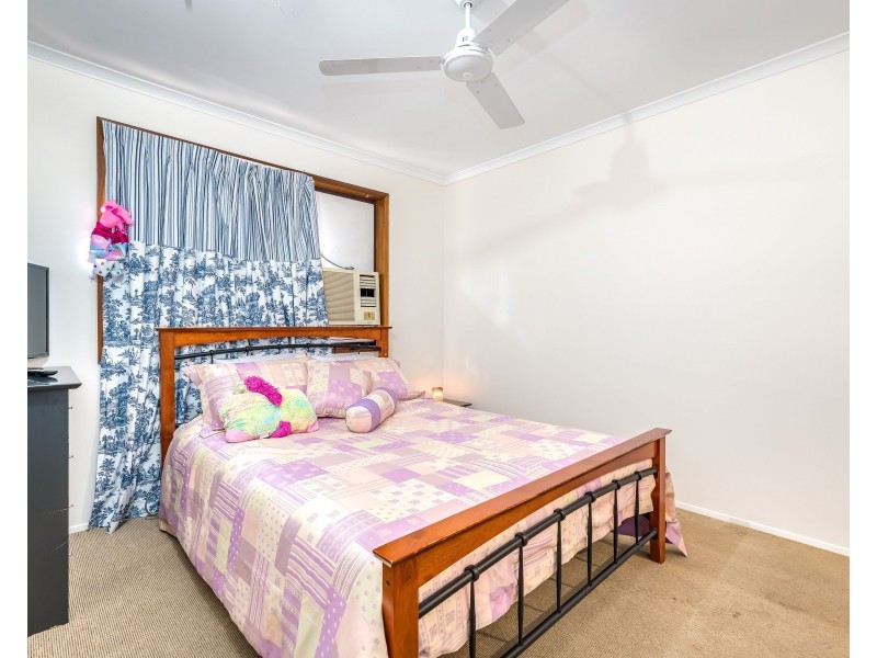 1/9 Possum Court, Coombabah QLD 4216