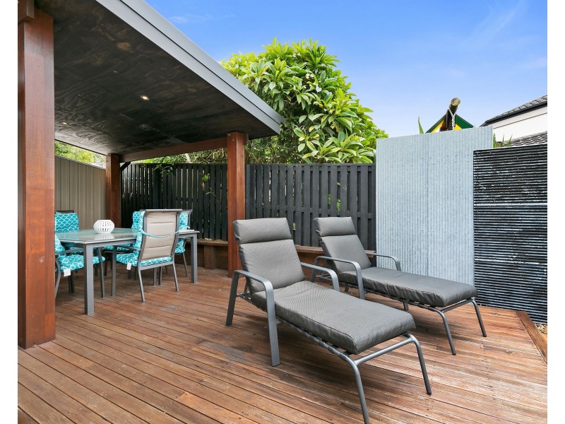 7 Belmont Drive, Varsity Lakes QLD 4227