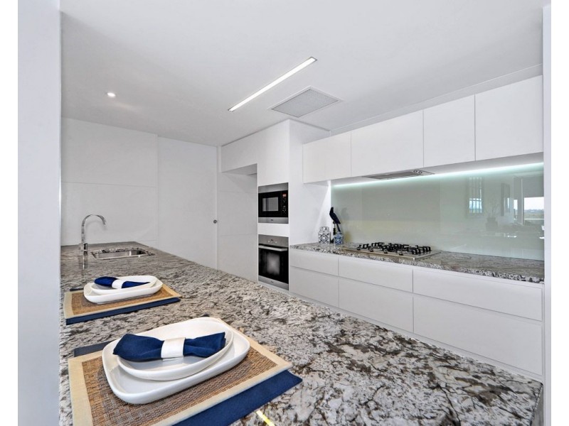 6106/6 Marina Promenade, Paradise Point QLD 4216