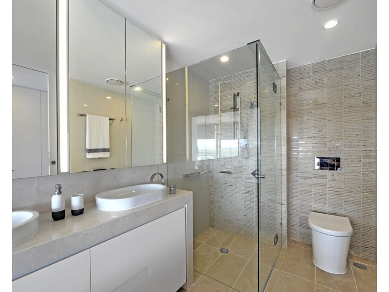 6106/6 Marina Promenade, Paradise Point QLD 4216