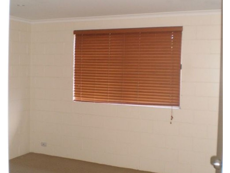 2/7 Teal Avenue, Paradise Point QLD 4216